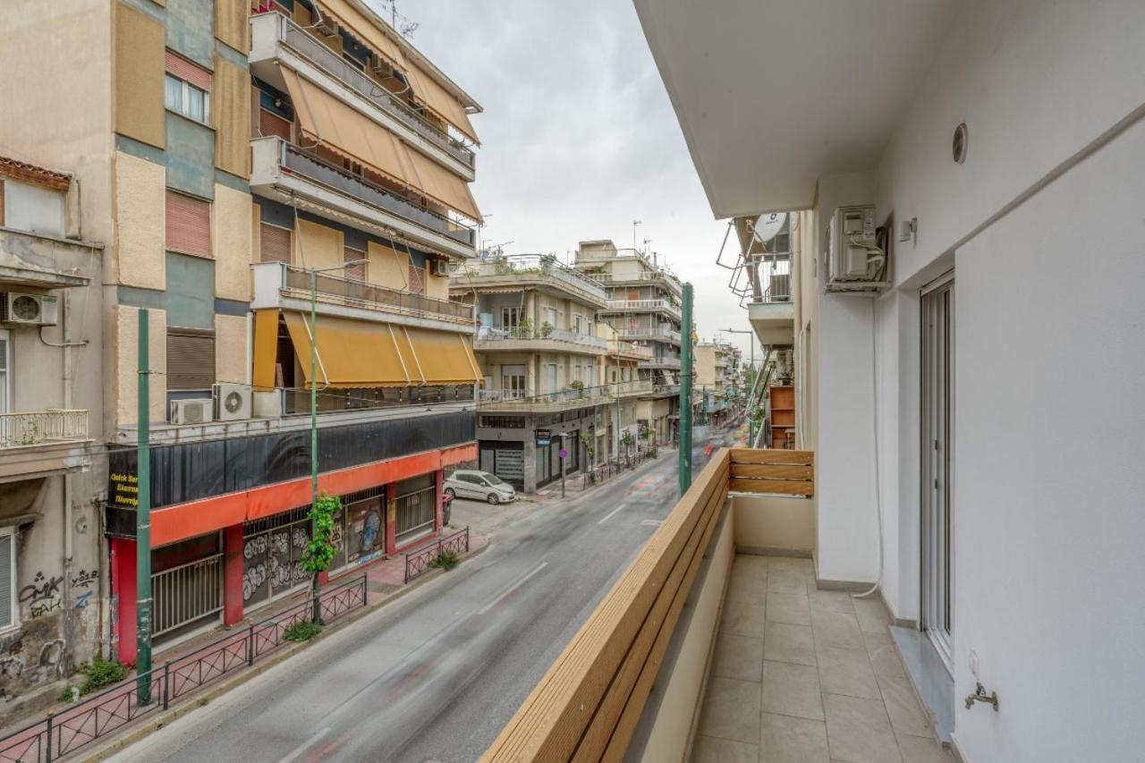 New Center Apartment Near Metro Athens Exterior photo